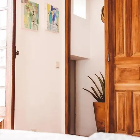 Wot Guest house